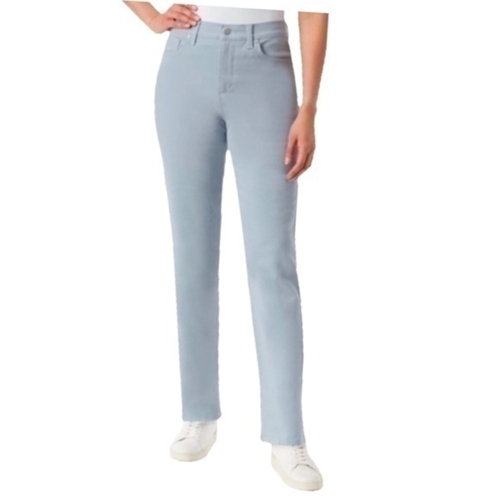 NWT Women's Gloria Vanderbilt Amanda slimming Jeans size 18 New Stretch $48